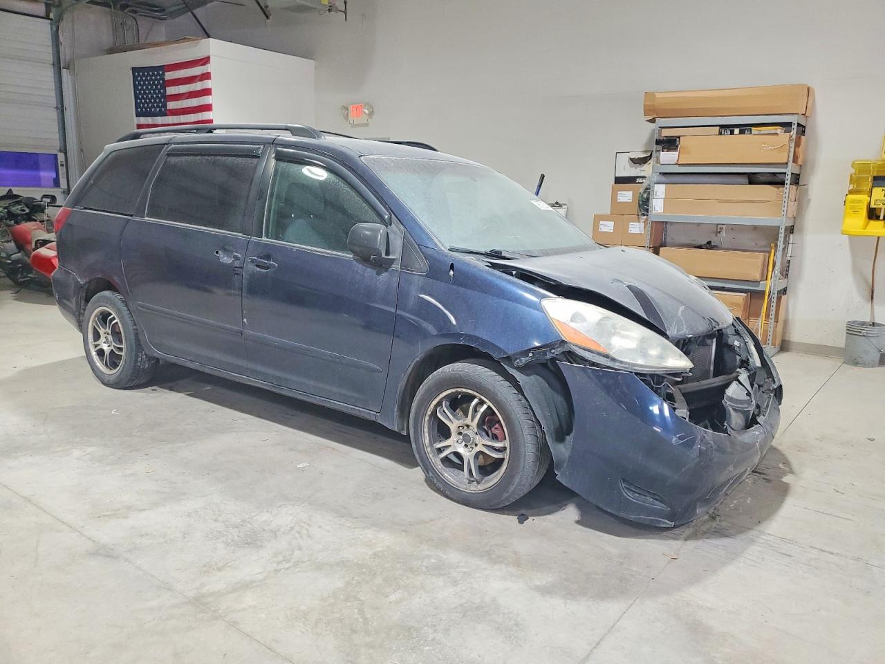 2006 TOYOTA SIENNA CE photo 4