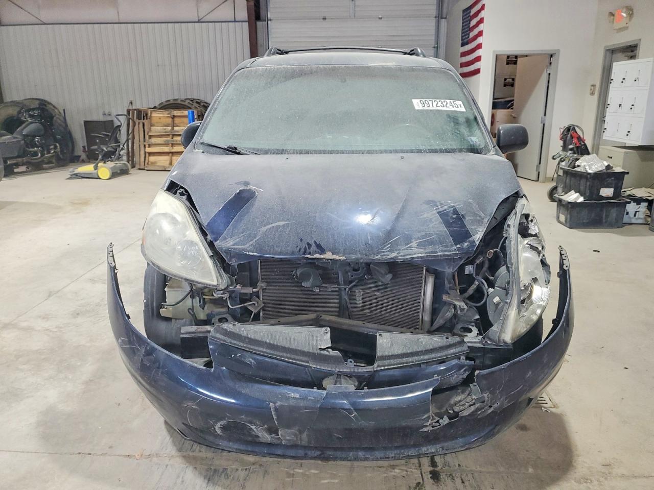 2006 TOYOTA SIENNA CE photo 5
