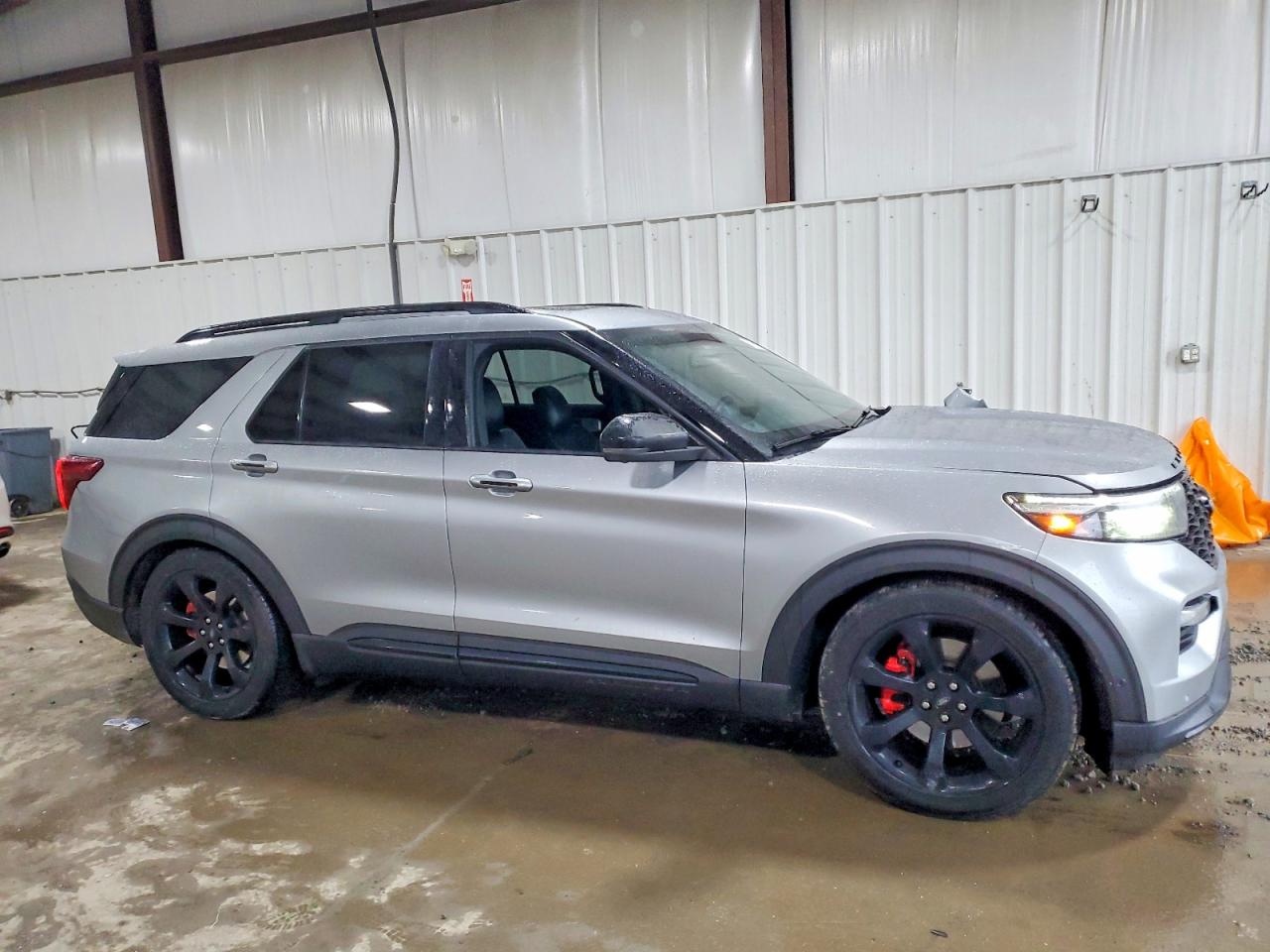 2020 FORD EXPLORER ST photo 4
