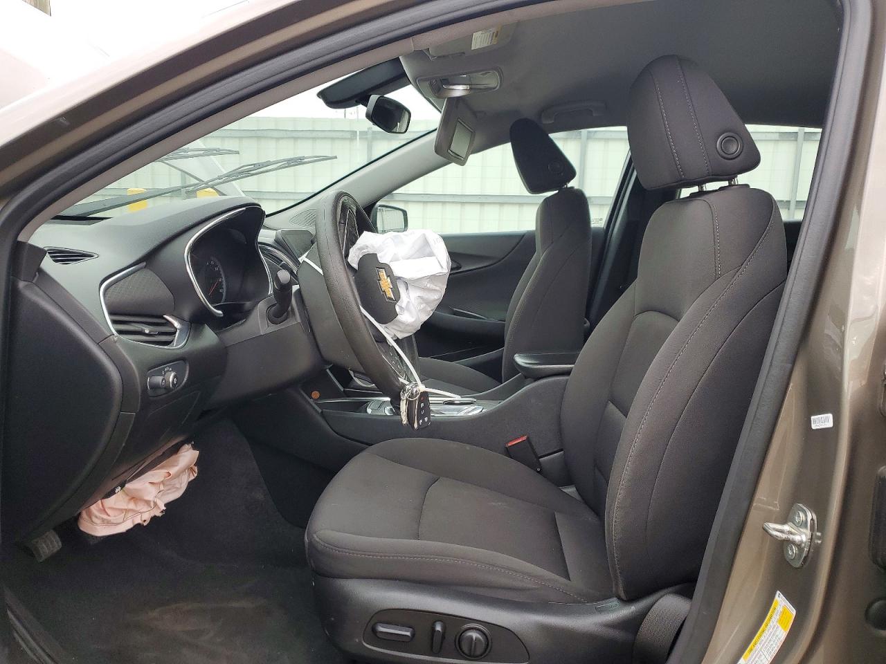 2020 CHEVROLET MALIBU LT photo 7