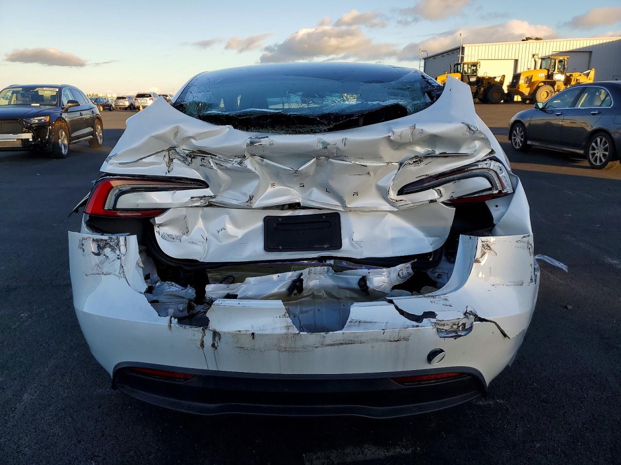 2024 TESLA MODEL 3 photo 6