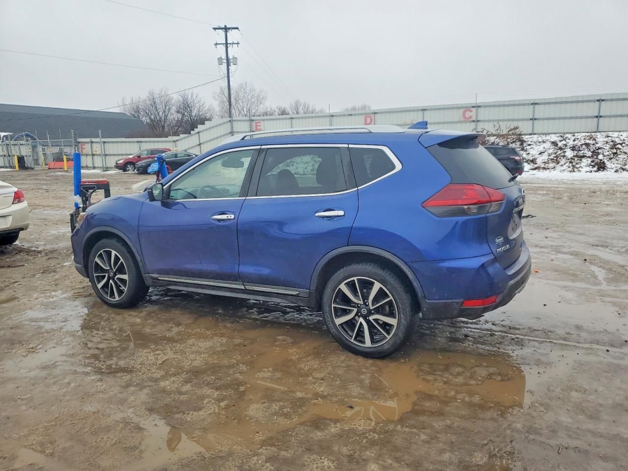 2020 NISSAN ROGUE S photo 2