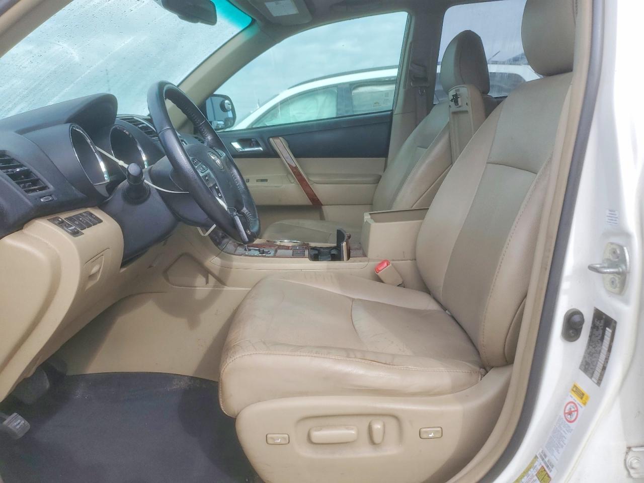 2013 TOYOTA HIGHLANDER LIMITED photo 7