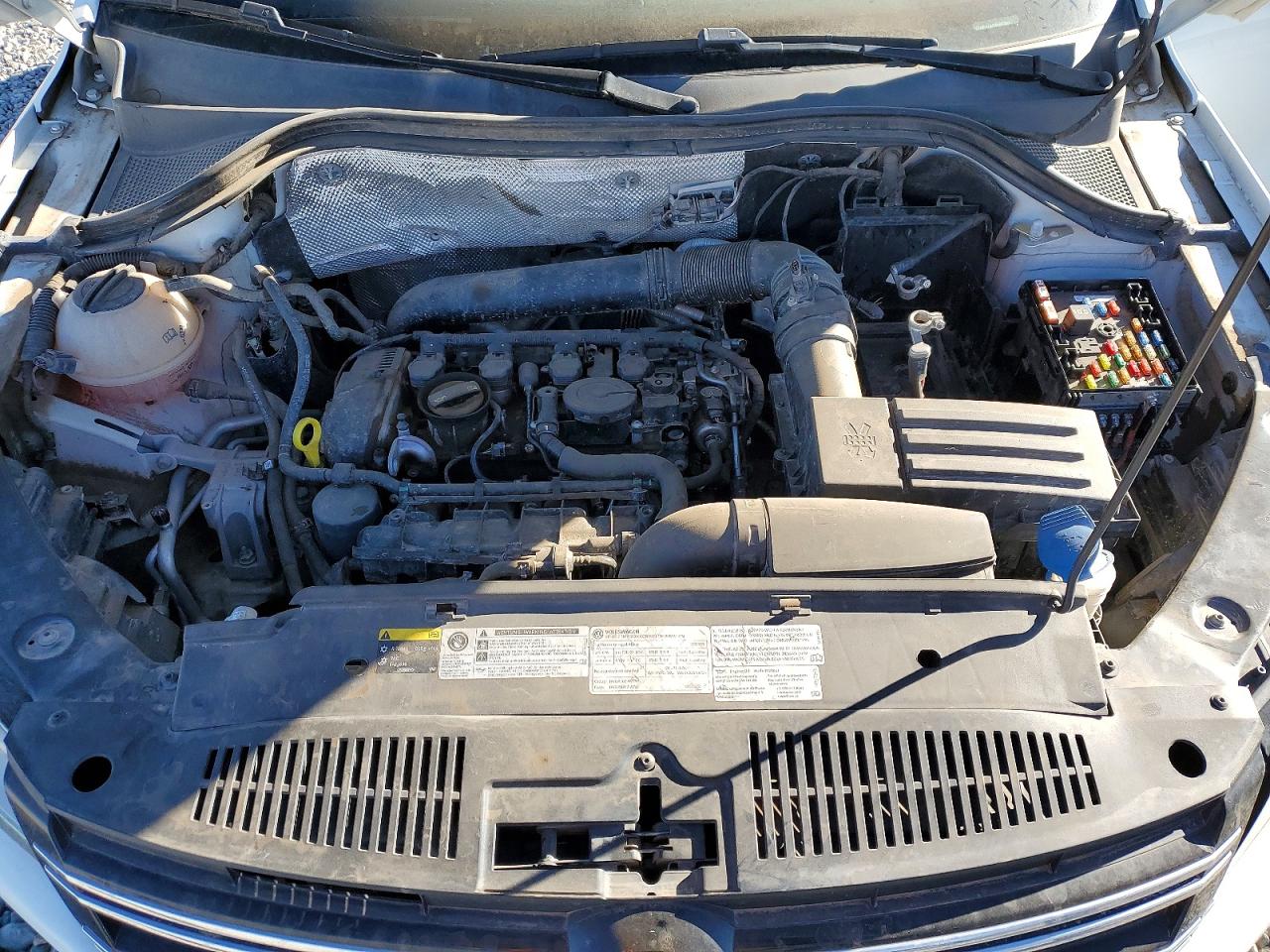 2017 VOLKSWAGEN TIGUAN S photo 12