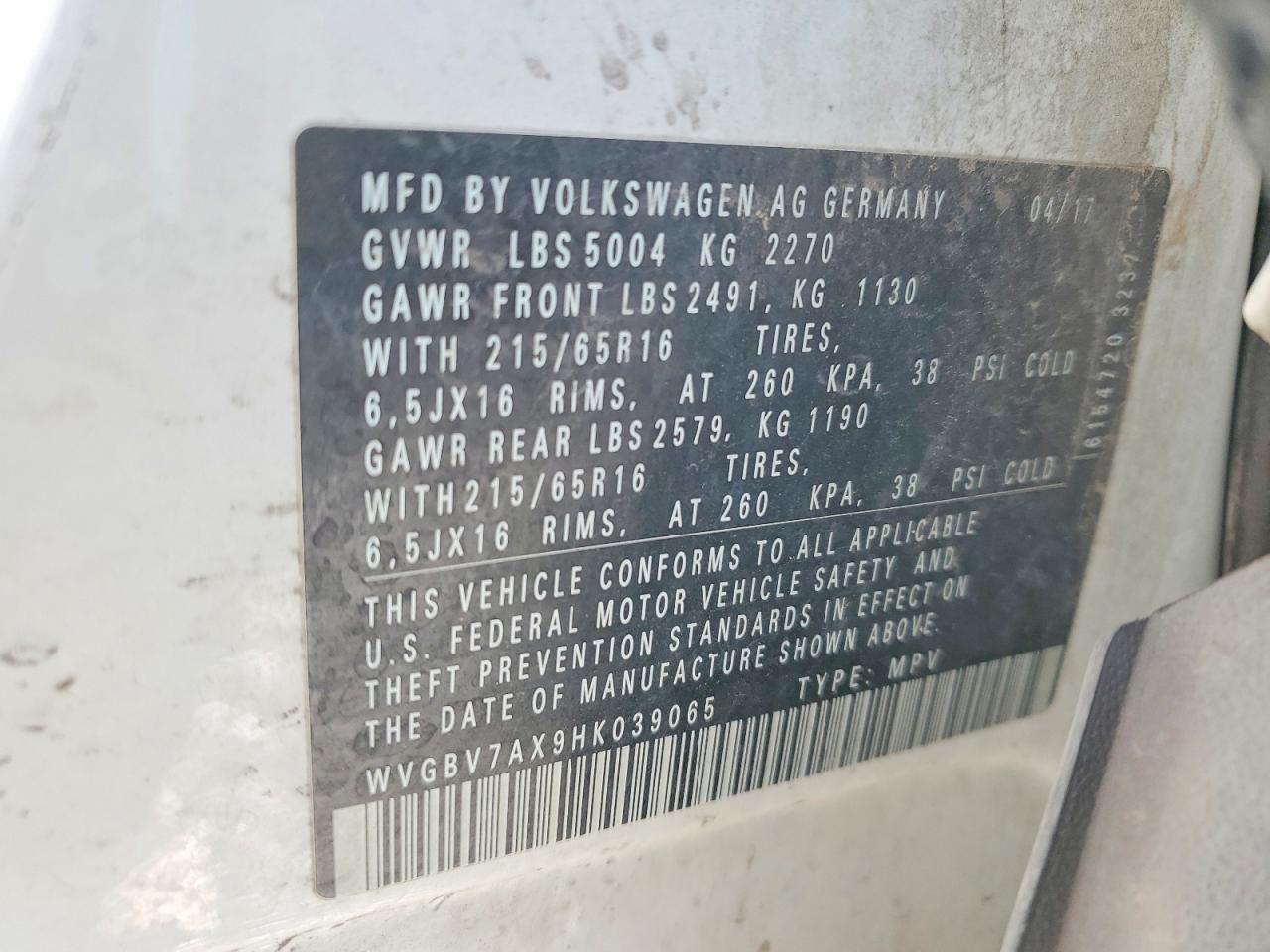 2017 VOLKSWAGEN TIGUAN S photo 13