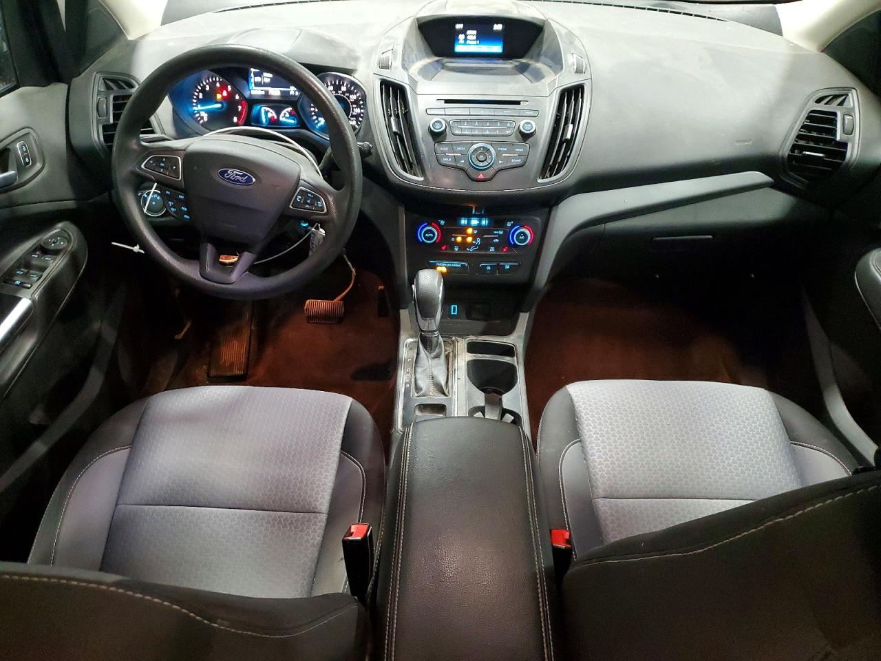 2018 FORD ESCAPE SE photo 8