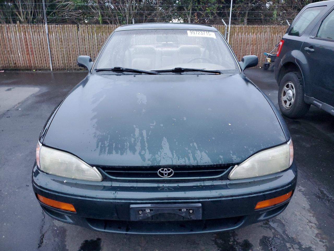 1995 TOYOTA CAMRY LE photo 5