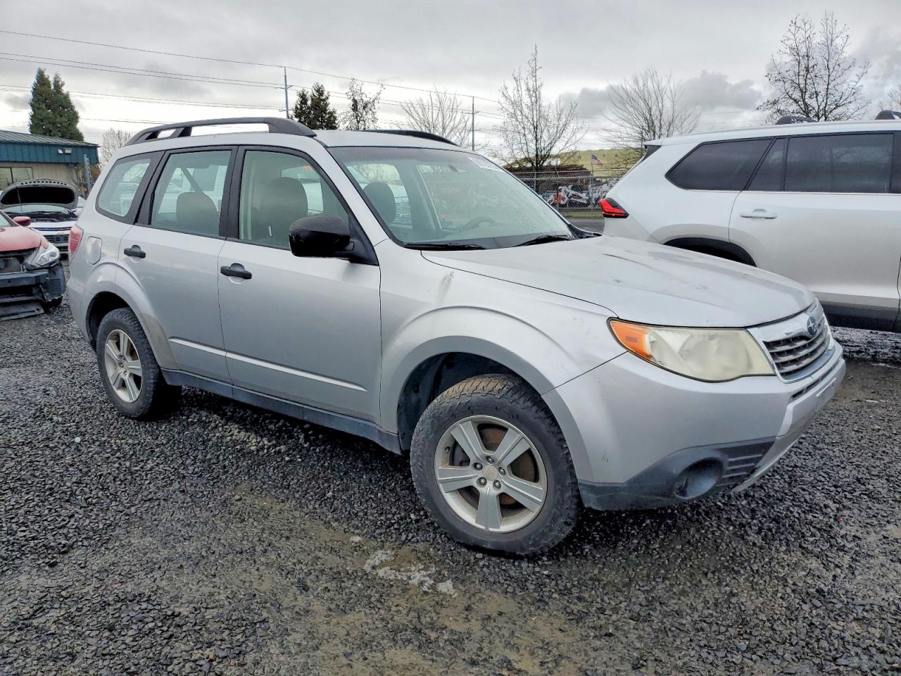 2010 SUBARU FORESTER XS photo 4