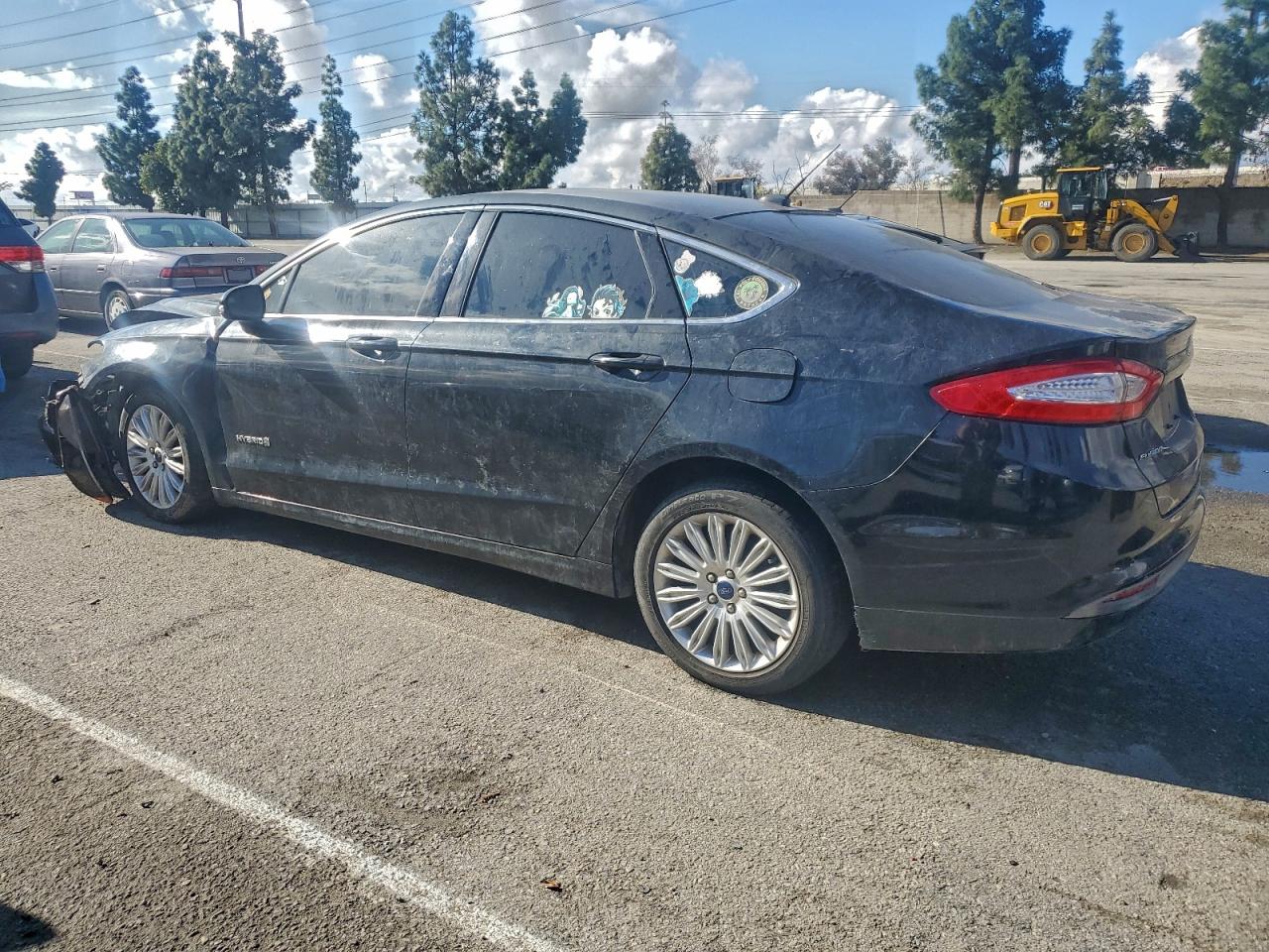 2014 FORD FUSION SE HYBRID photo 2
