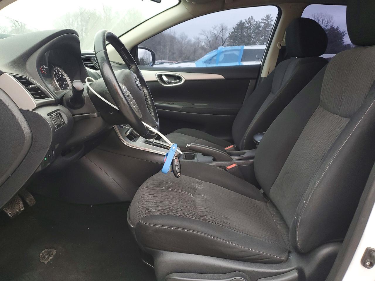 2015 NISSAN SENTRA S photo 7