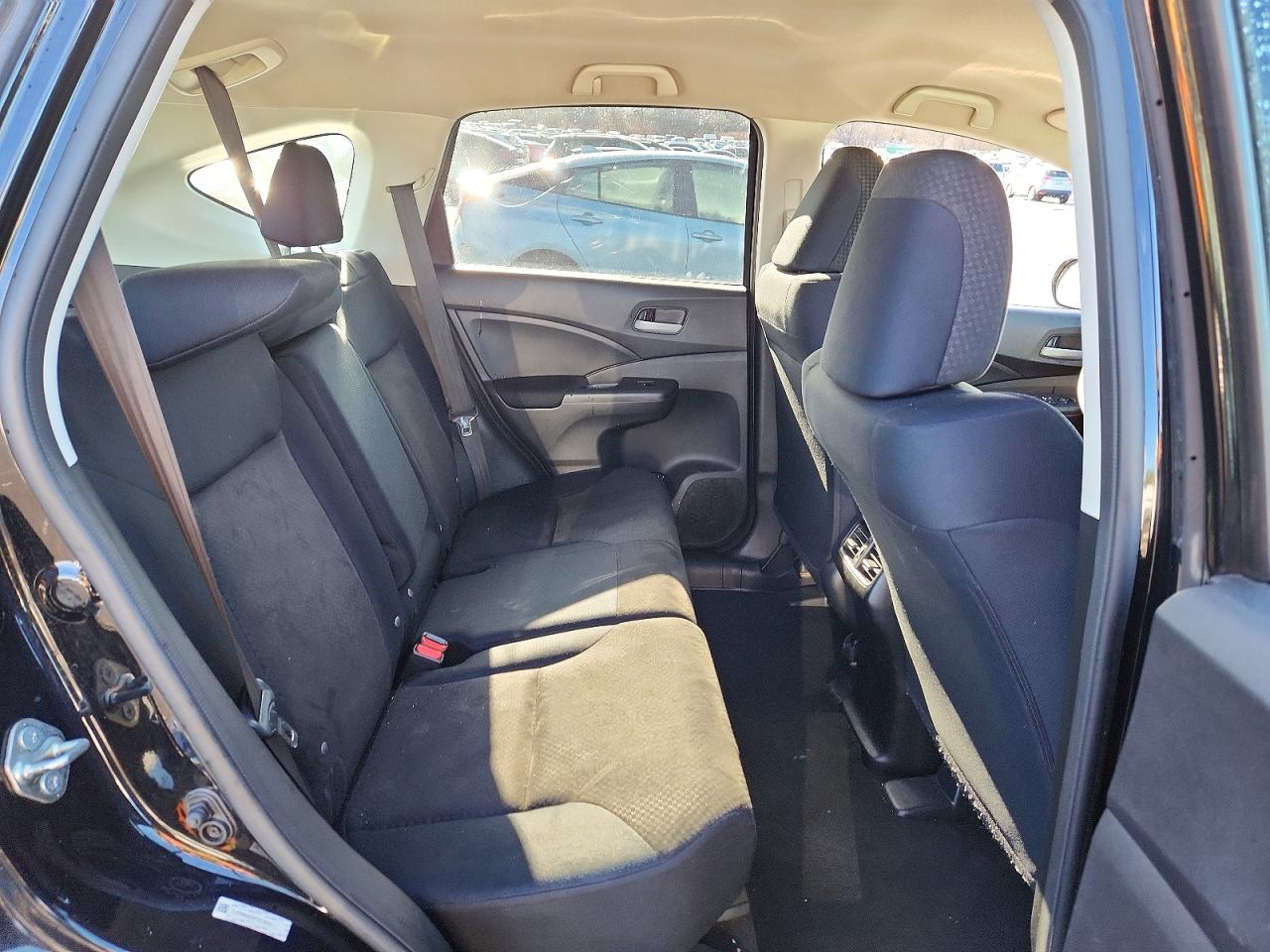 2015 HONDA CR-V LX photo 11