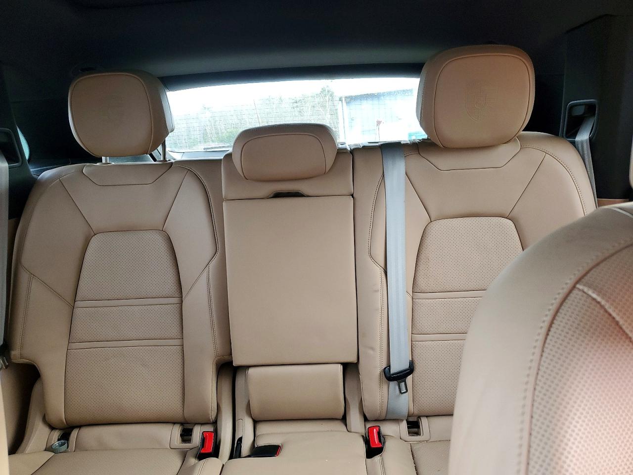 2023 PORSCHE CAYENNE BASE photo 10