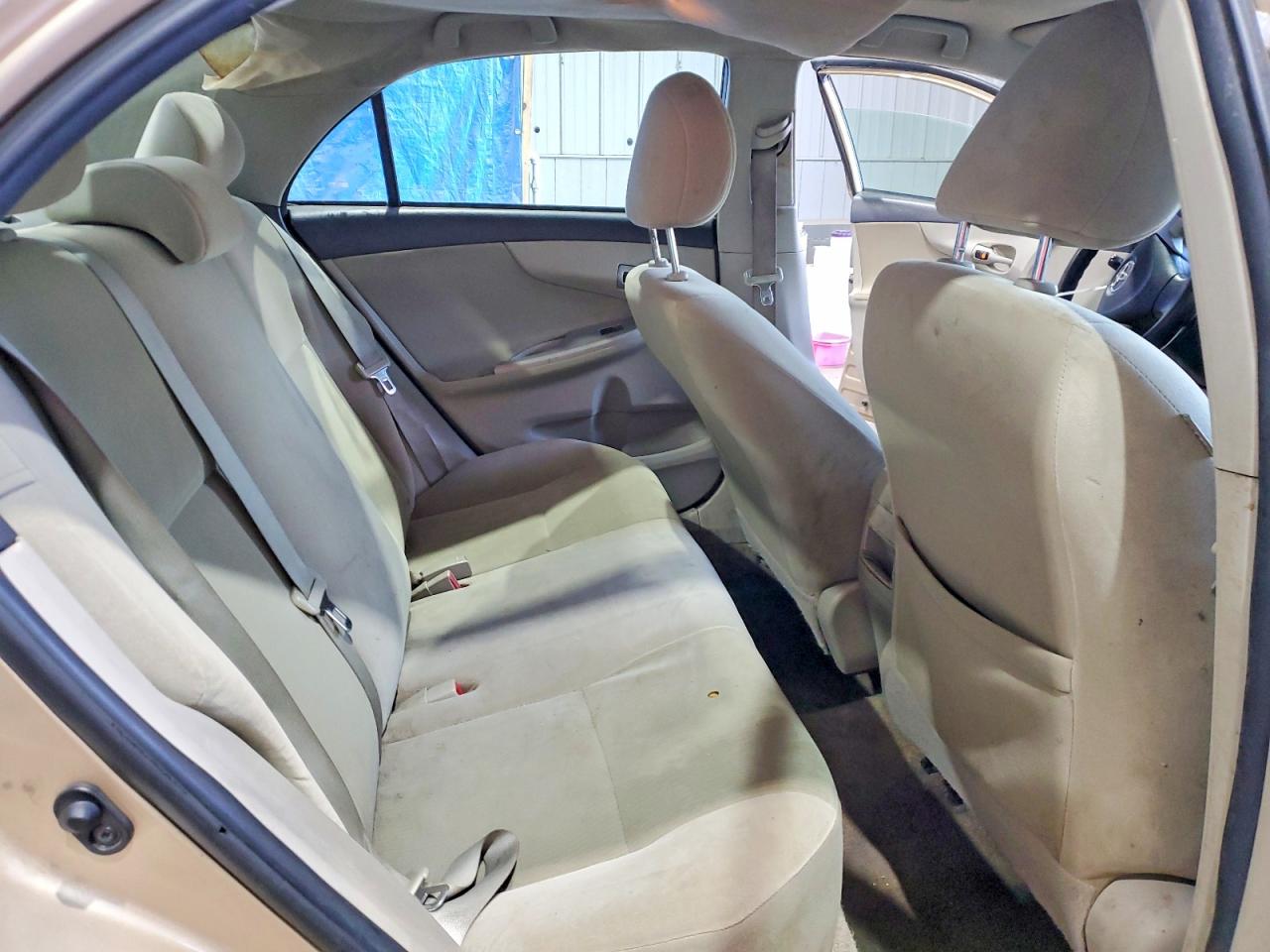 2011 TOYOTA COROLLA BASE photo 10