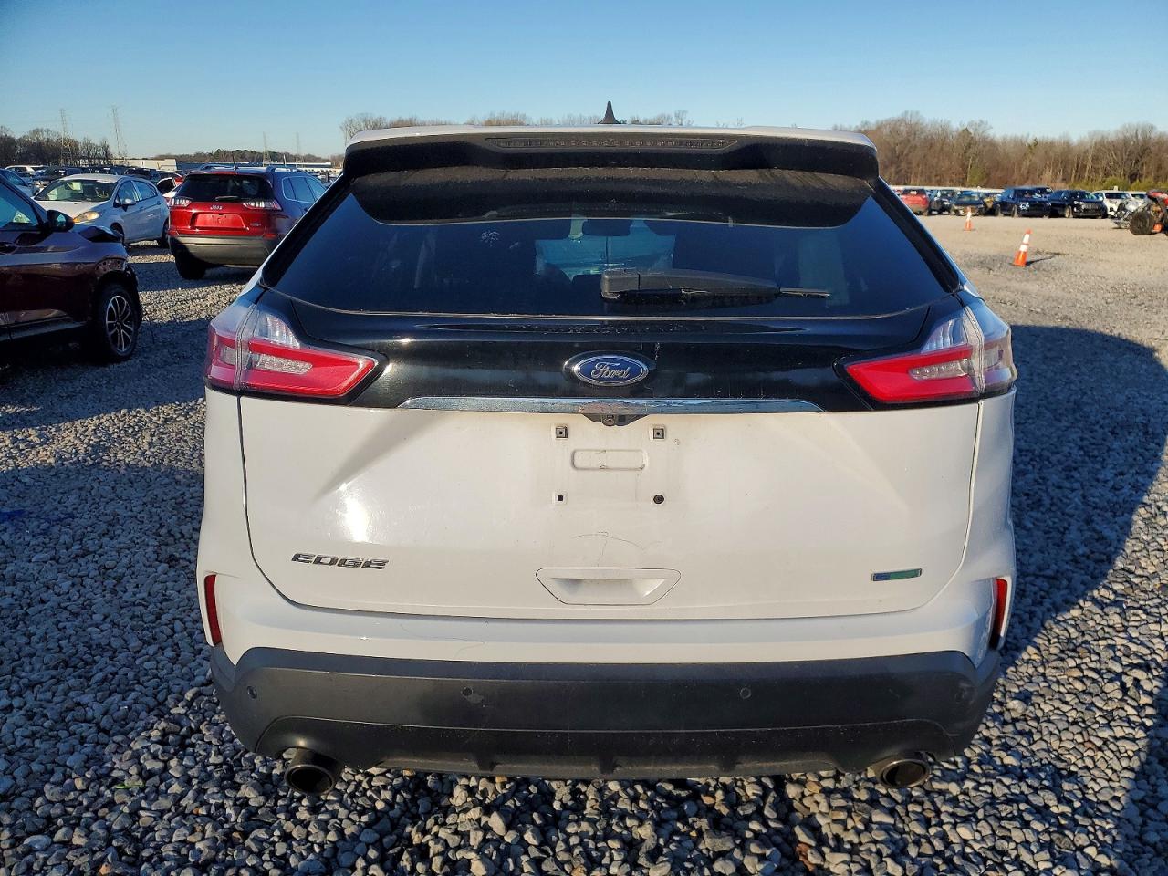 2020 FORD EDGE SE photo 11