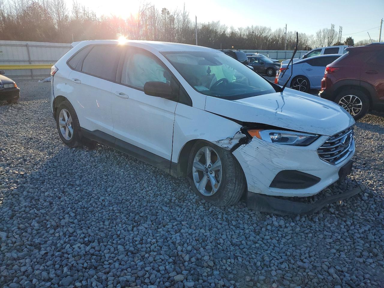 2020 FORD EDGE SE photo 7