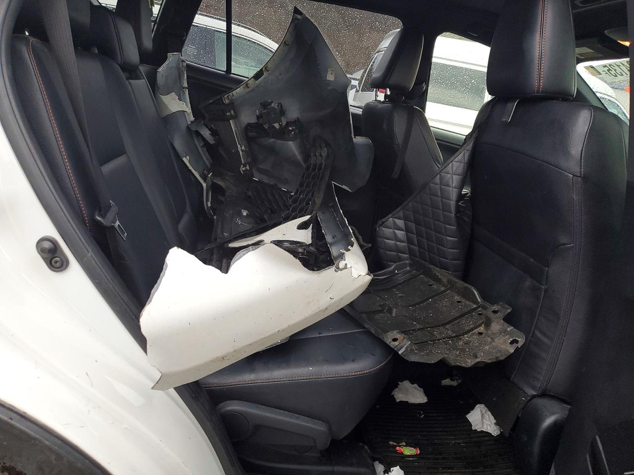 2018 TOYOTA RAV4 SE photo 11