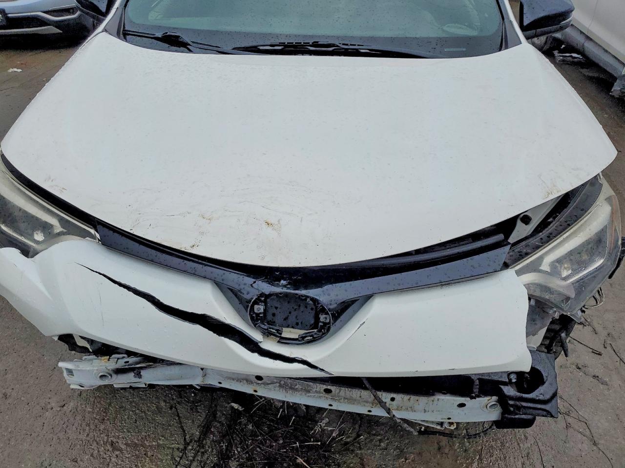 2018 TOYOTA RAV4 SE photo 12