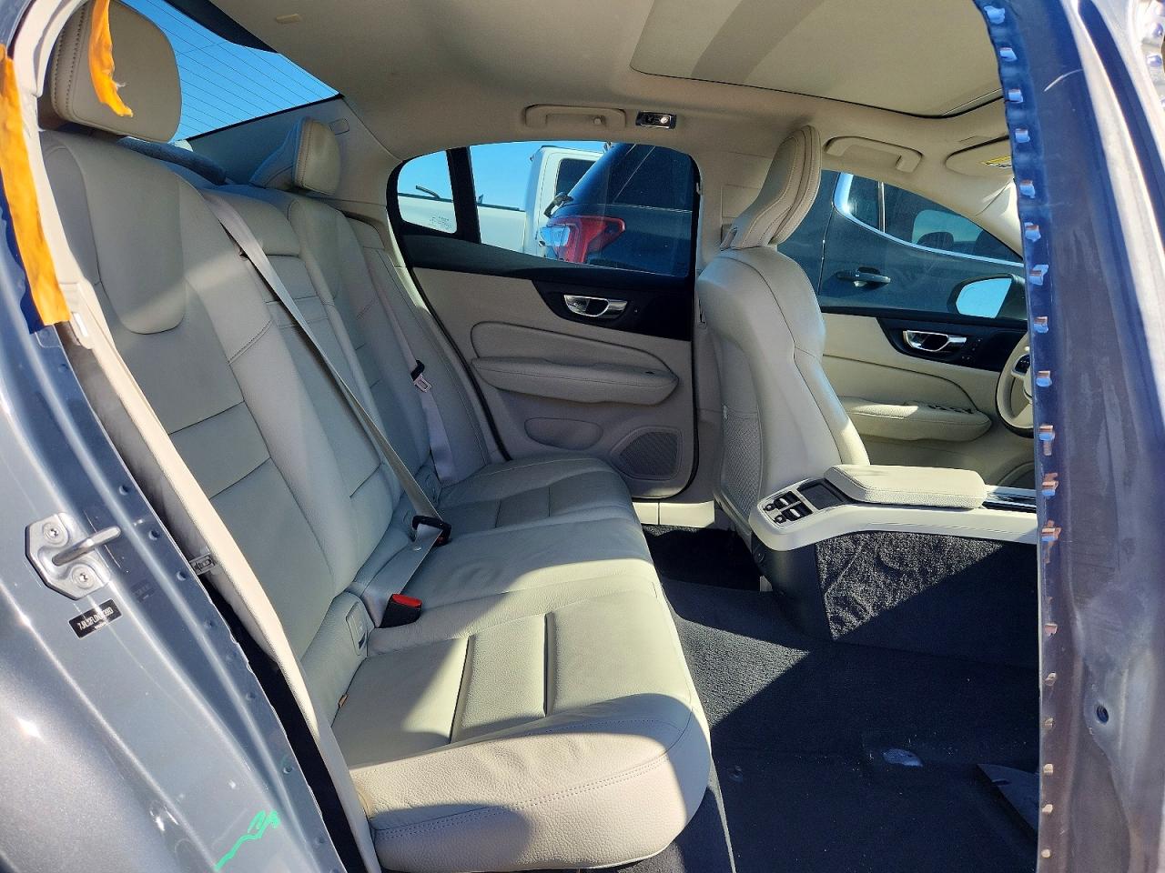 2022 VOLVO S60 B5 INSCRIPTION photo 10