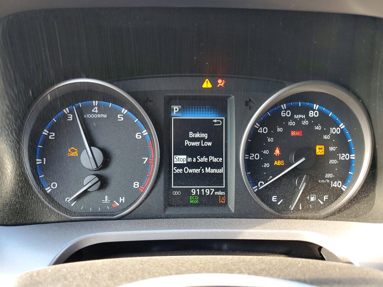 2017 TOYOTA RAV4 XLE photo 9