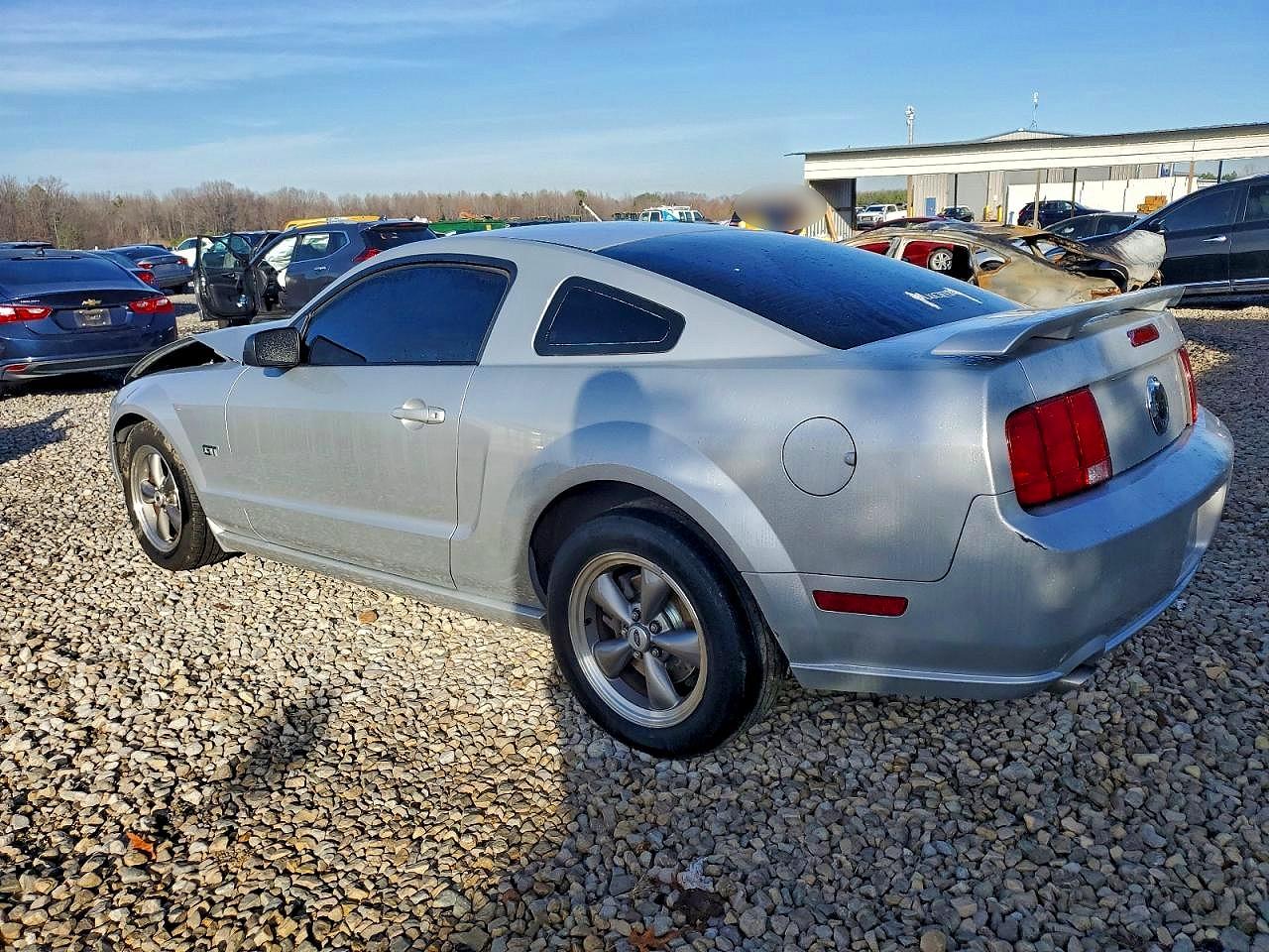 2005 FORD MUSTANG GT photo 2
