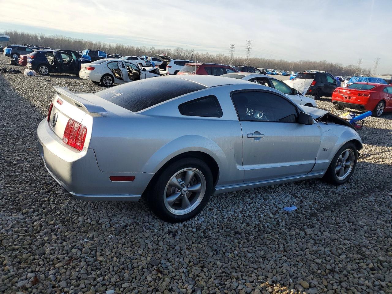 2005 FORD MUSTANG GT photo 3