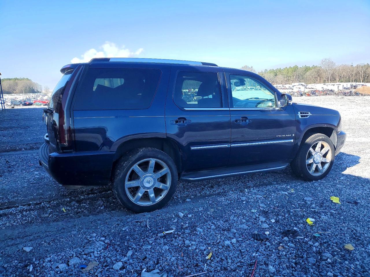 2008 CADILLAC ESCALADE LUXURY photo 3