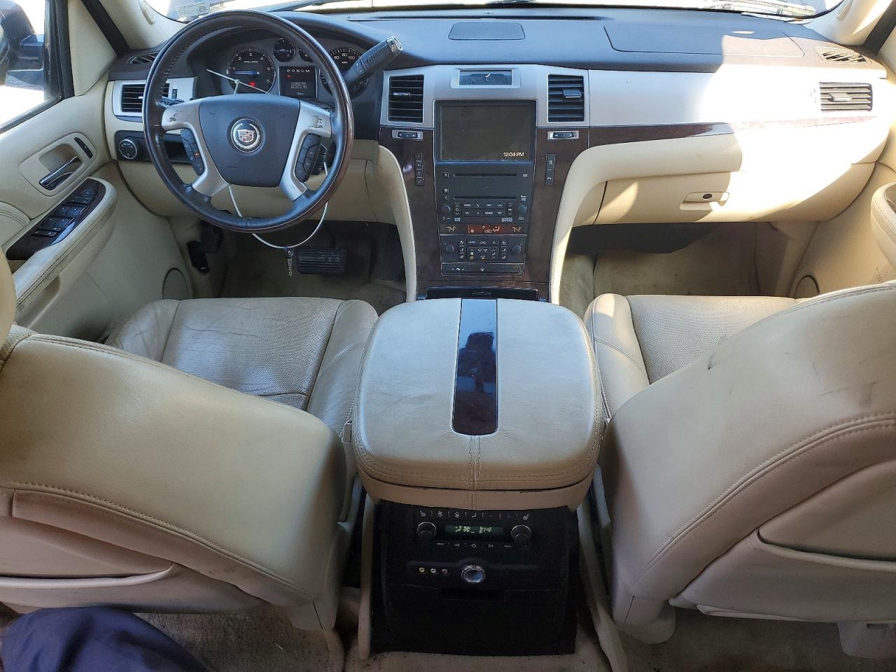 2008 CADILLAC ESCALADE LUXURY photo 8