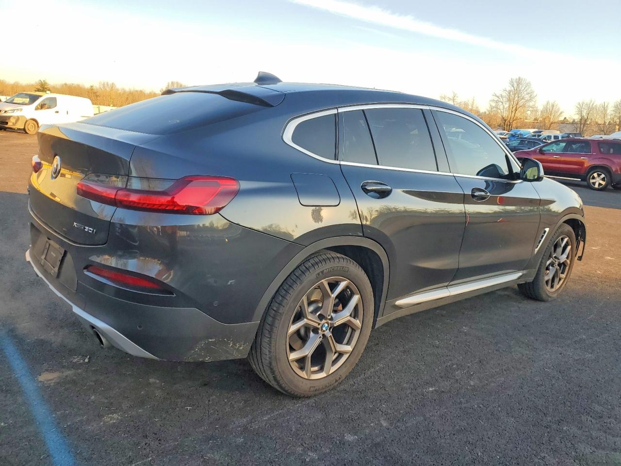 2021 BMW X4 XDRIVE30I photo 3