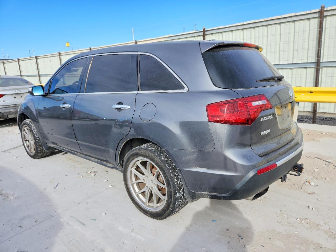 2010 ACURA MDX photo 2