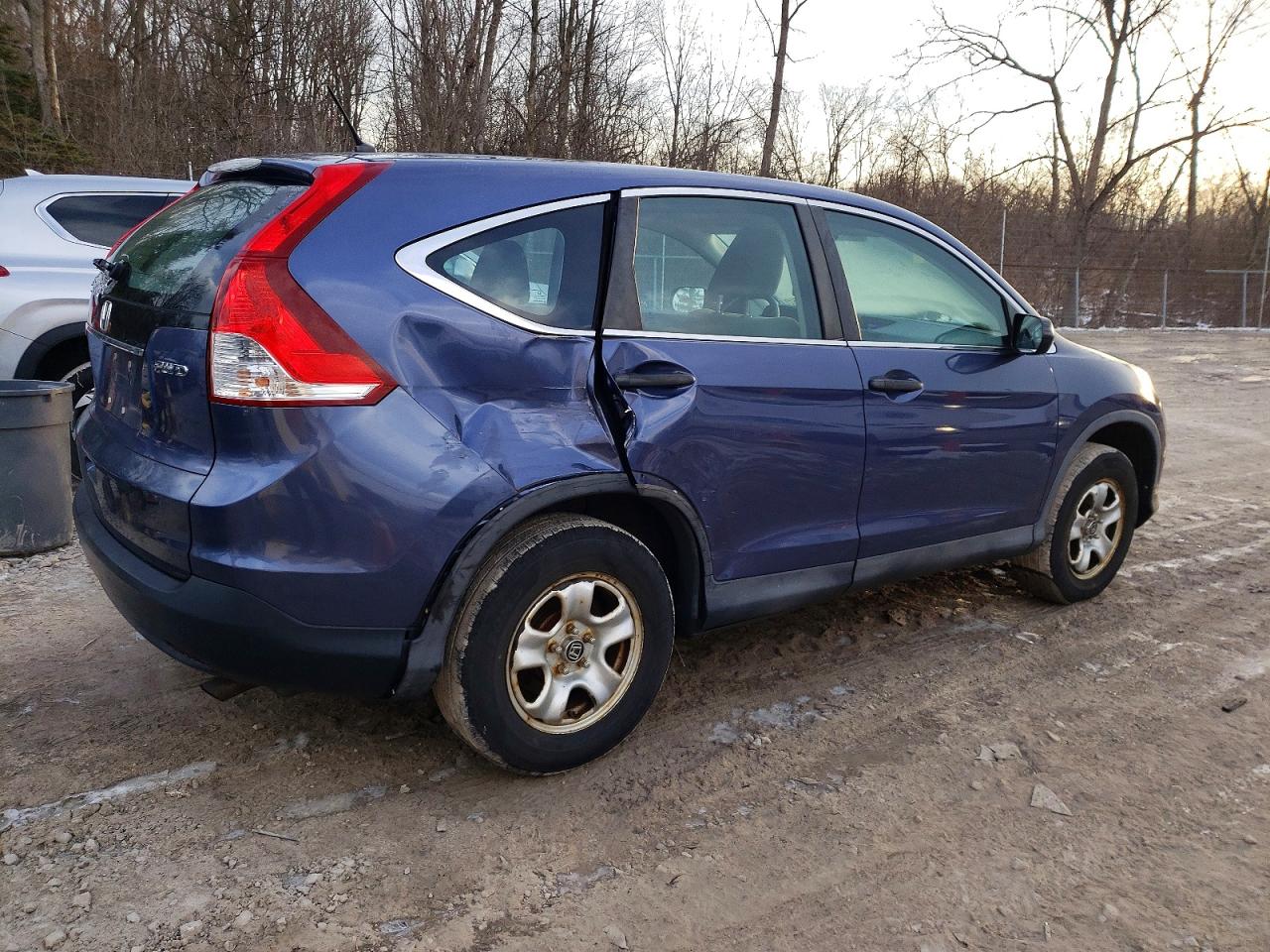 2013 HONDA CR-V LX photo 3