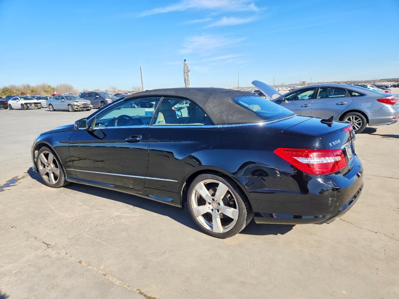 2011 MERCEDES-BENZ E 550 photo 5