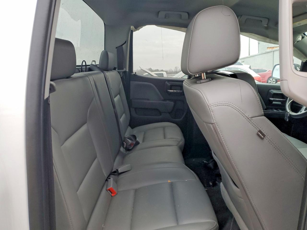 2018 CHEVROLET SILVERADO K1500 photo 19