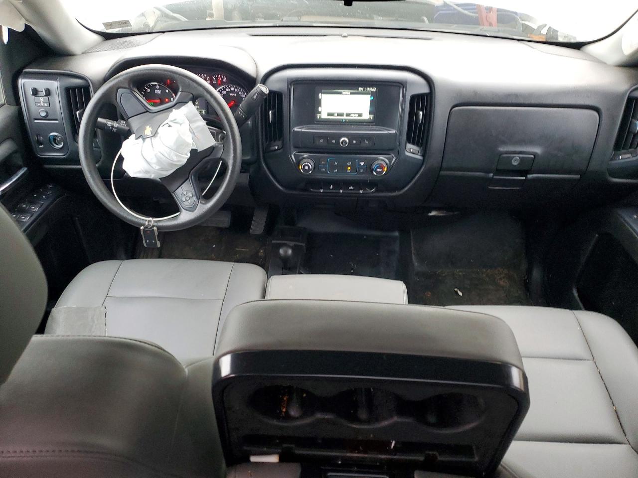 2018 CHEVROLET SILVERADO K1500 photo 15