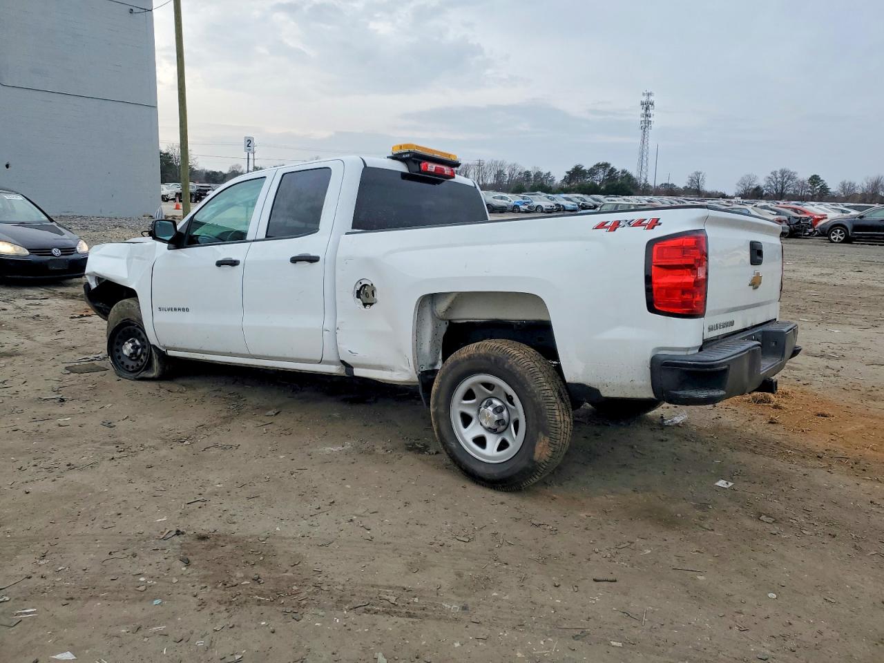 2018 CHEVROLET SILVERADO K1500 photo 3