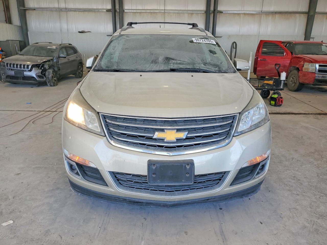 2014 CHEVROLET TRAVERSE LT photo 5