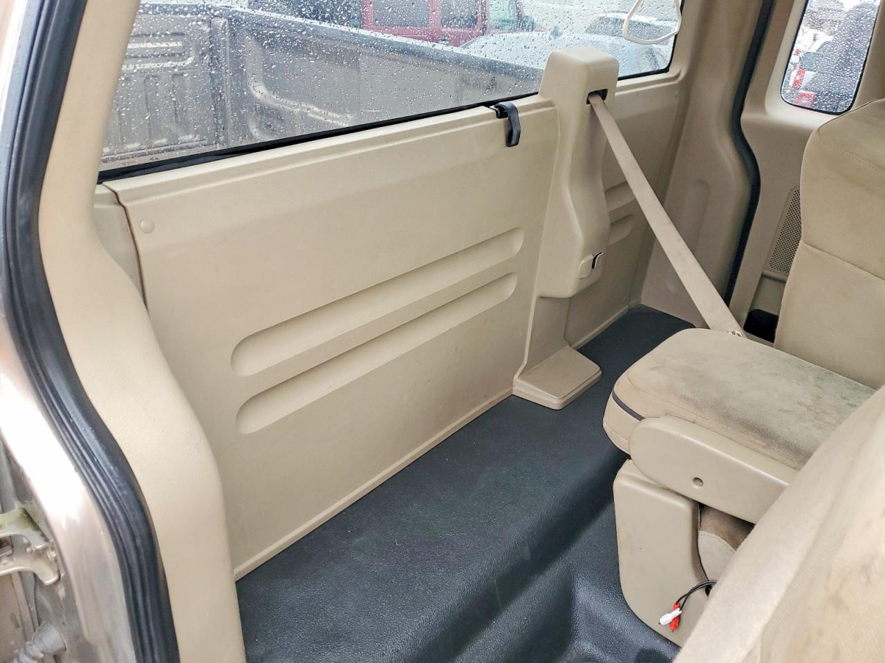 2005 FORD F150 photo 28