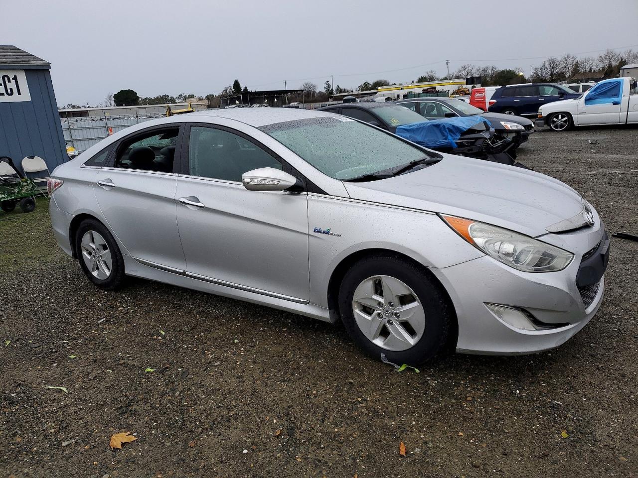 2012 HYUNDAI SONATA HYBRID photo 4