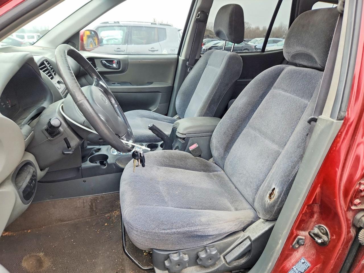2004 HYUNDAI SANTA FE GLS photo 7