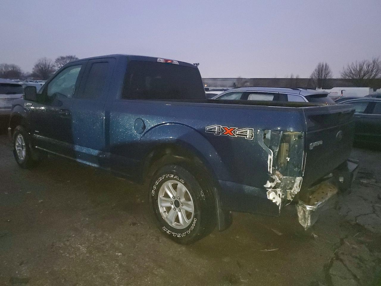 2015 FORD F150 SUPER CAB photo 2