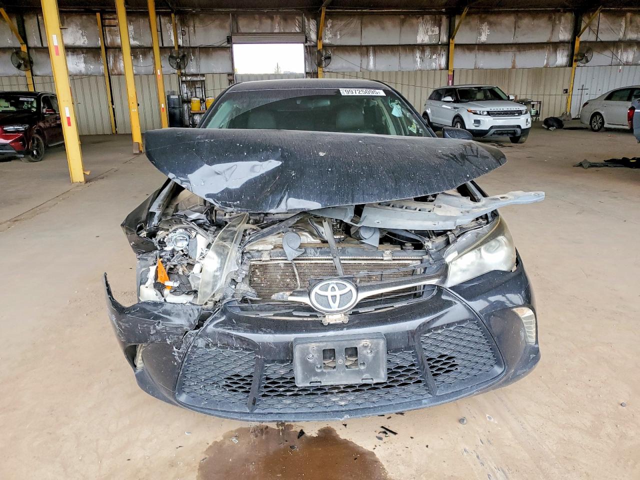 2017 TOYOTA CAMRY LE photo 5