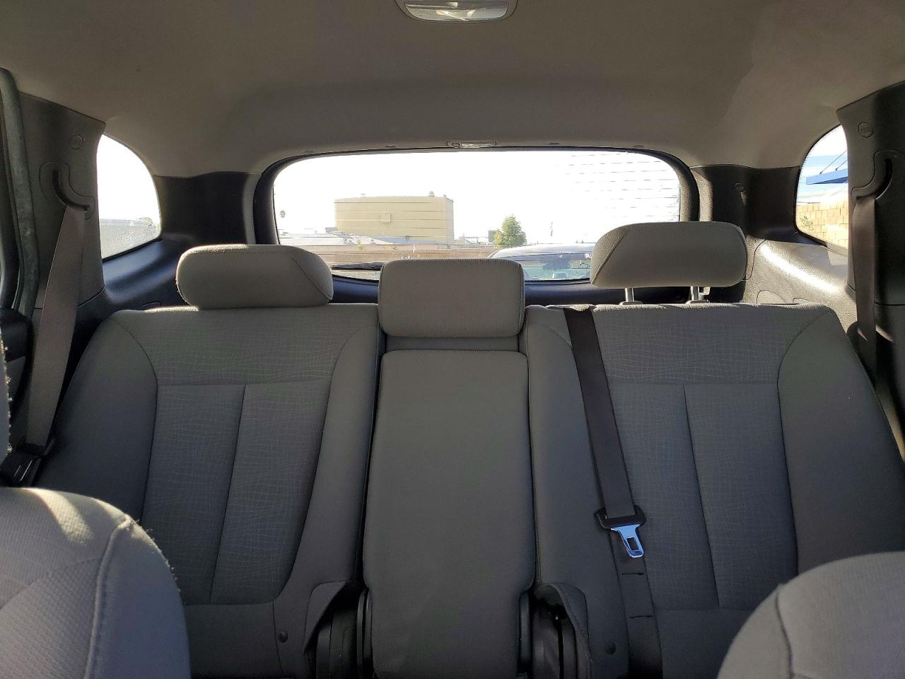 2010 HYUNDAI SANTA FE GLS photo 10