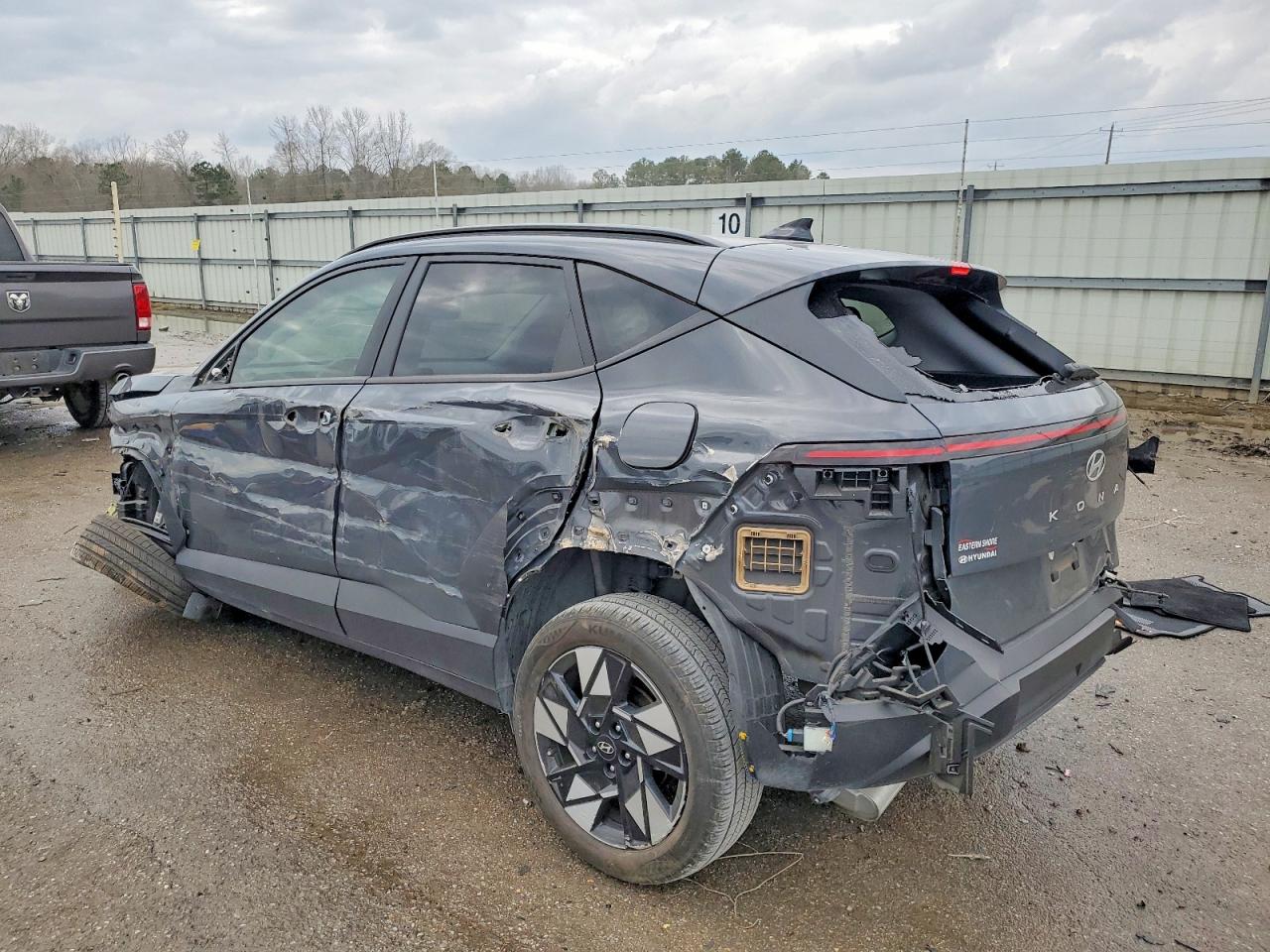 2024 HYUNDAI KONA SEL photo 3