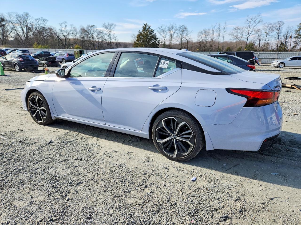 2024 NISSAN ALTIMA SR photo 2