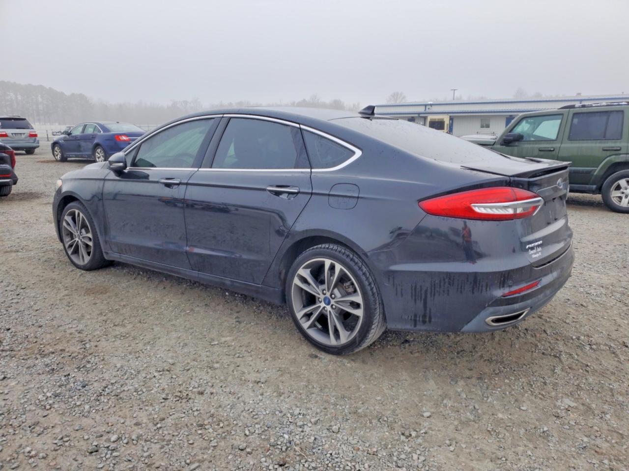 2020 FORD FUSION TITANIUM photo 2