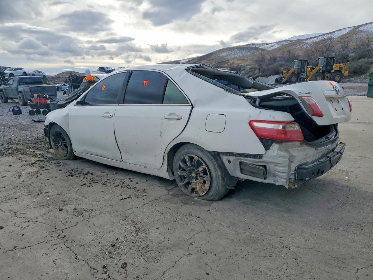 2008 TOYOTA CAMRY CE photo 2