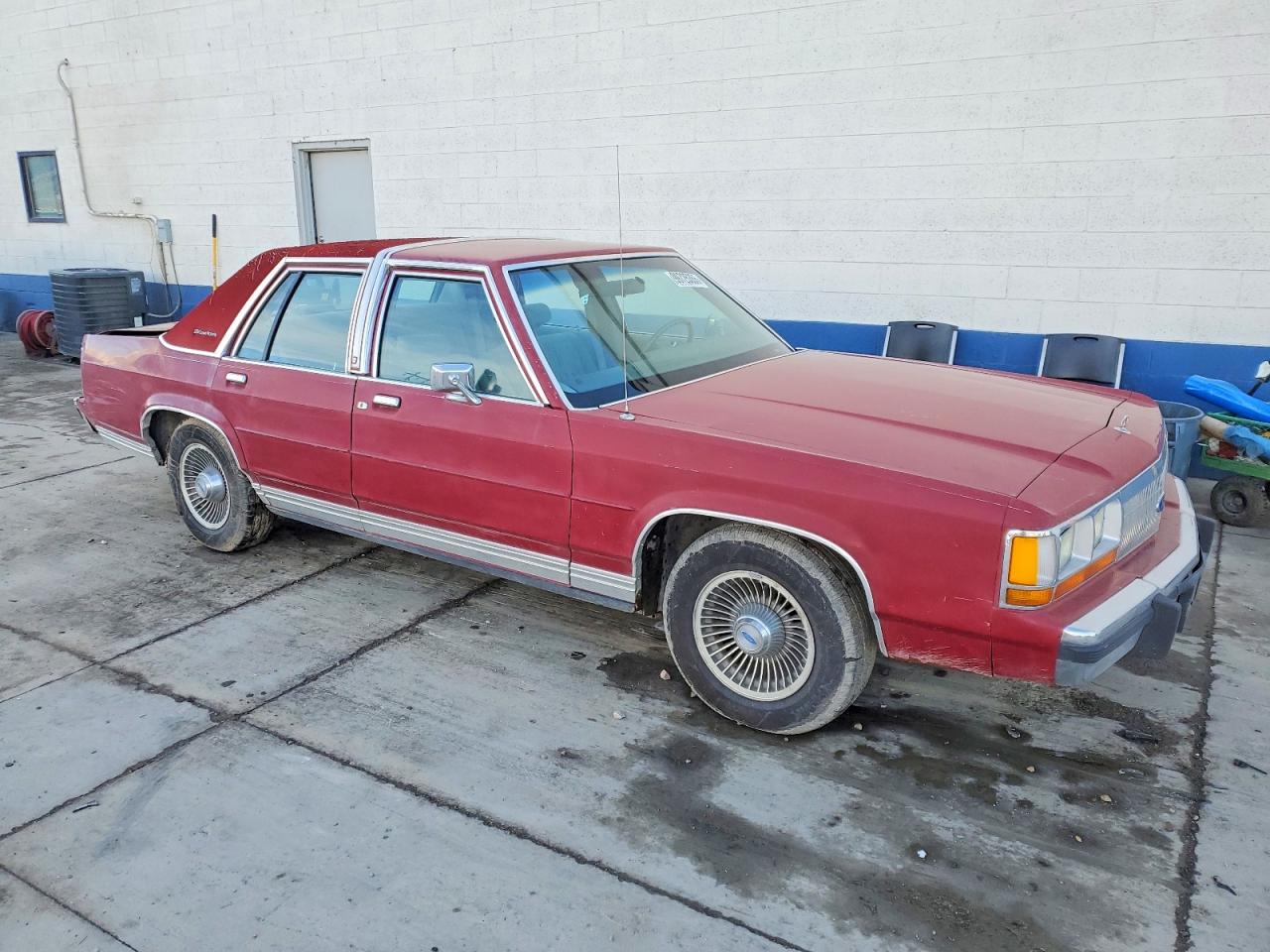 1990 FORD CROWN VICTORIA LX photo 4