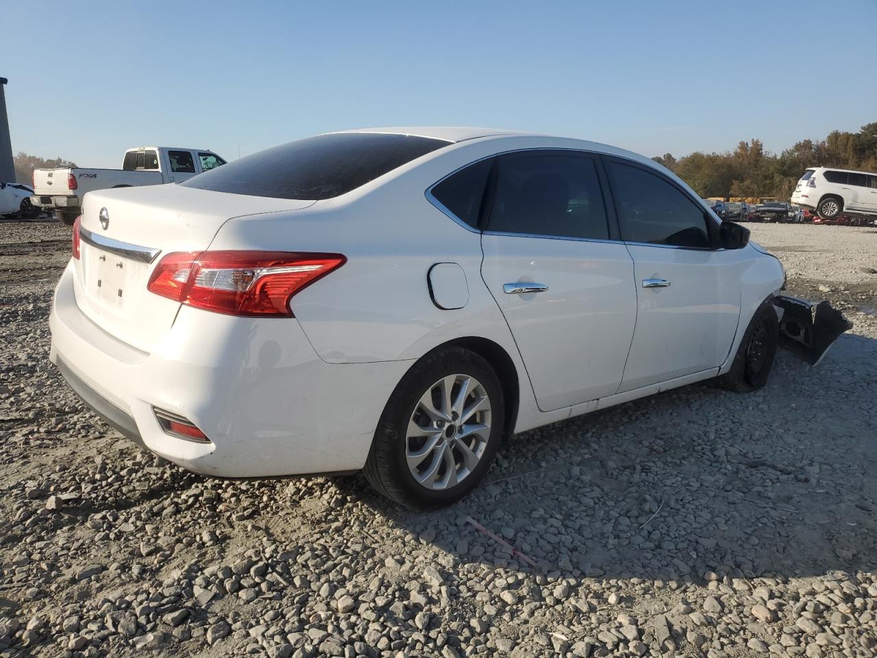 2016 NISSAN SENTRA S photo 3
