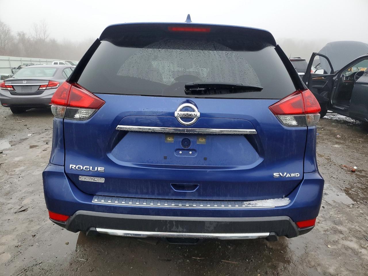 2018 NISSAN ROGUE S photo 6
