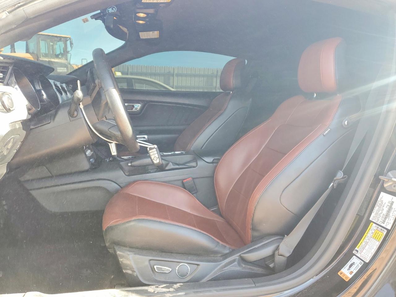 2015 FORD MUSTANG GT photo 7