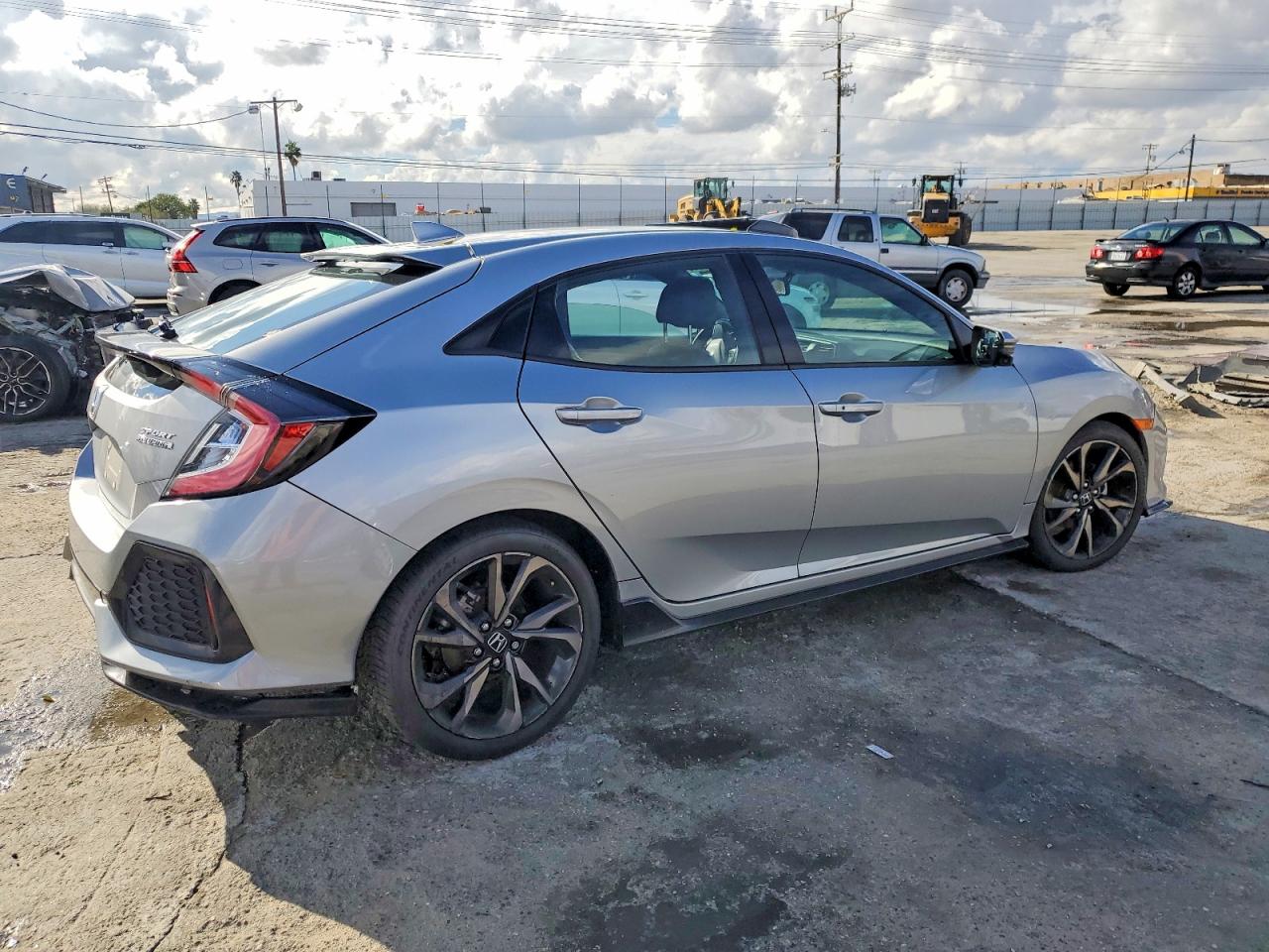 2017 HONDA CIVIC SPORT TOURING photo 3